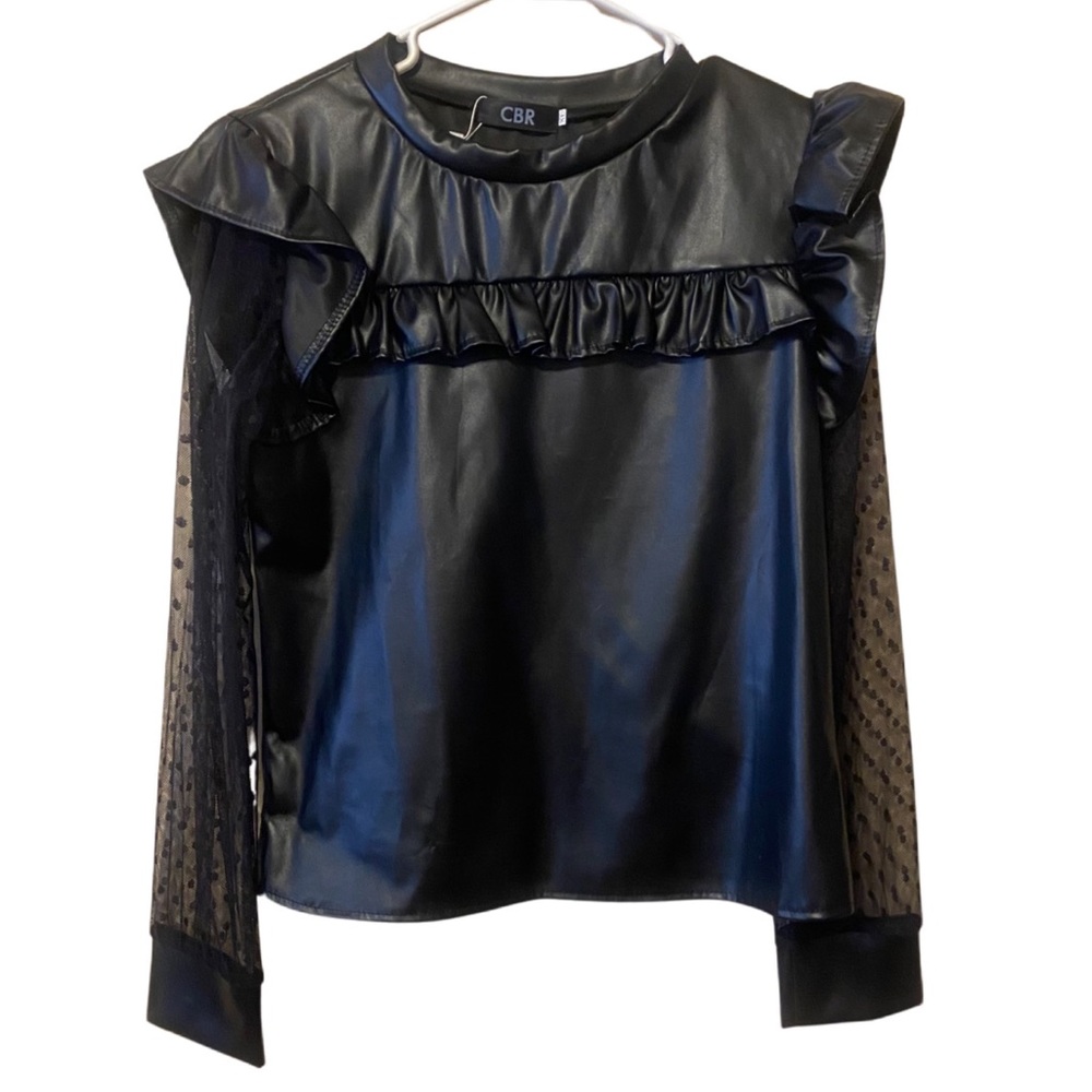 NWT CBR Black Top with Sheer Sleeve Women’s Size X-Large.